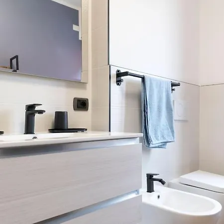 Apartment Experience A Cozy Retreat By The Maggiore