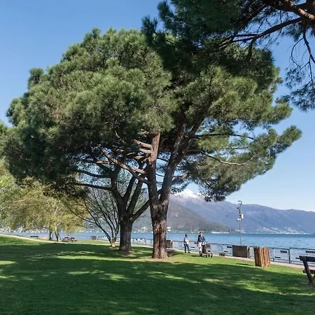 Experience A Cozy Retreat By The Maggiore 아파트 Germignaga