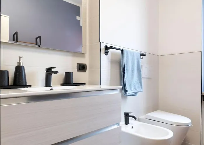 Apartamento Experience A Cozy Retreat By The Maggiore