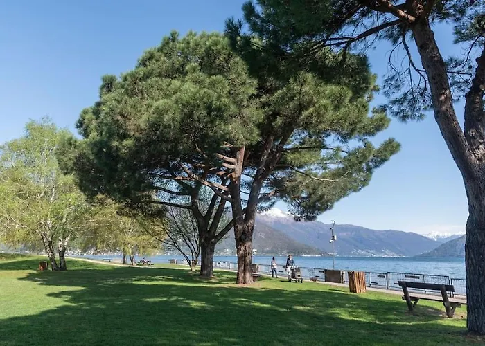 Experience A Cozy Retreat By The Maggiore Διαμέρισμα Germignaga